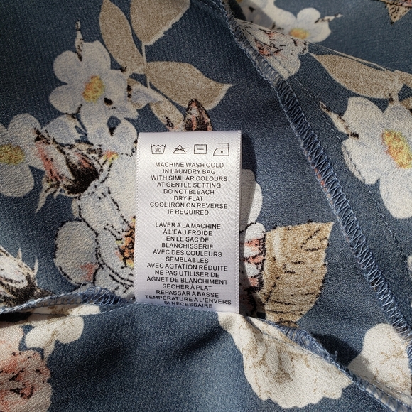 Kennedy Floral Maxi Ruffled Dress size S - Picture 9 of 14